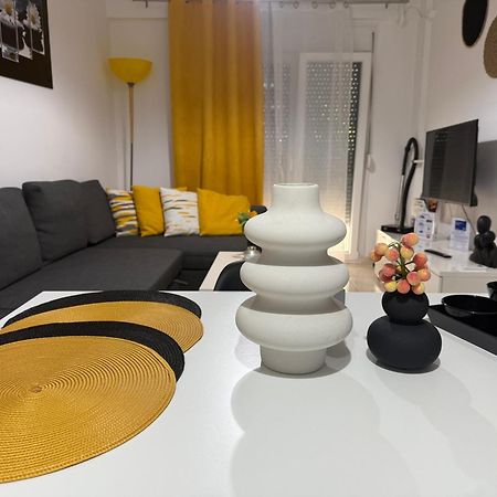 Pagrati Apartment Διαμέρισμα Παγκράτι Athena Bagian luar foto