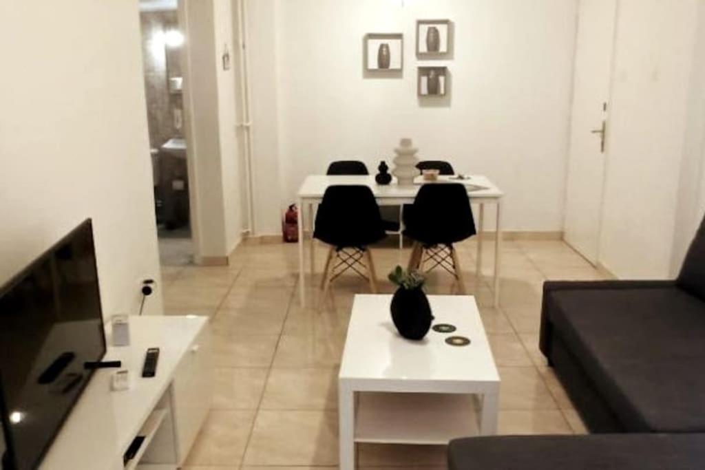 Pagrati Apartment Διαμέρισμα Παγκράτι Athena Bagian luar foto