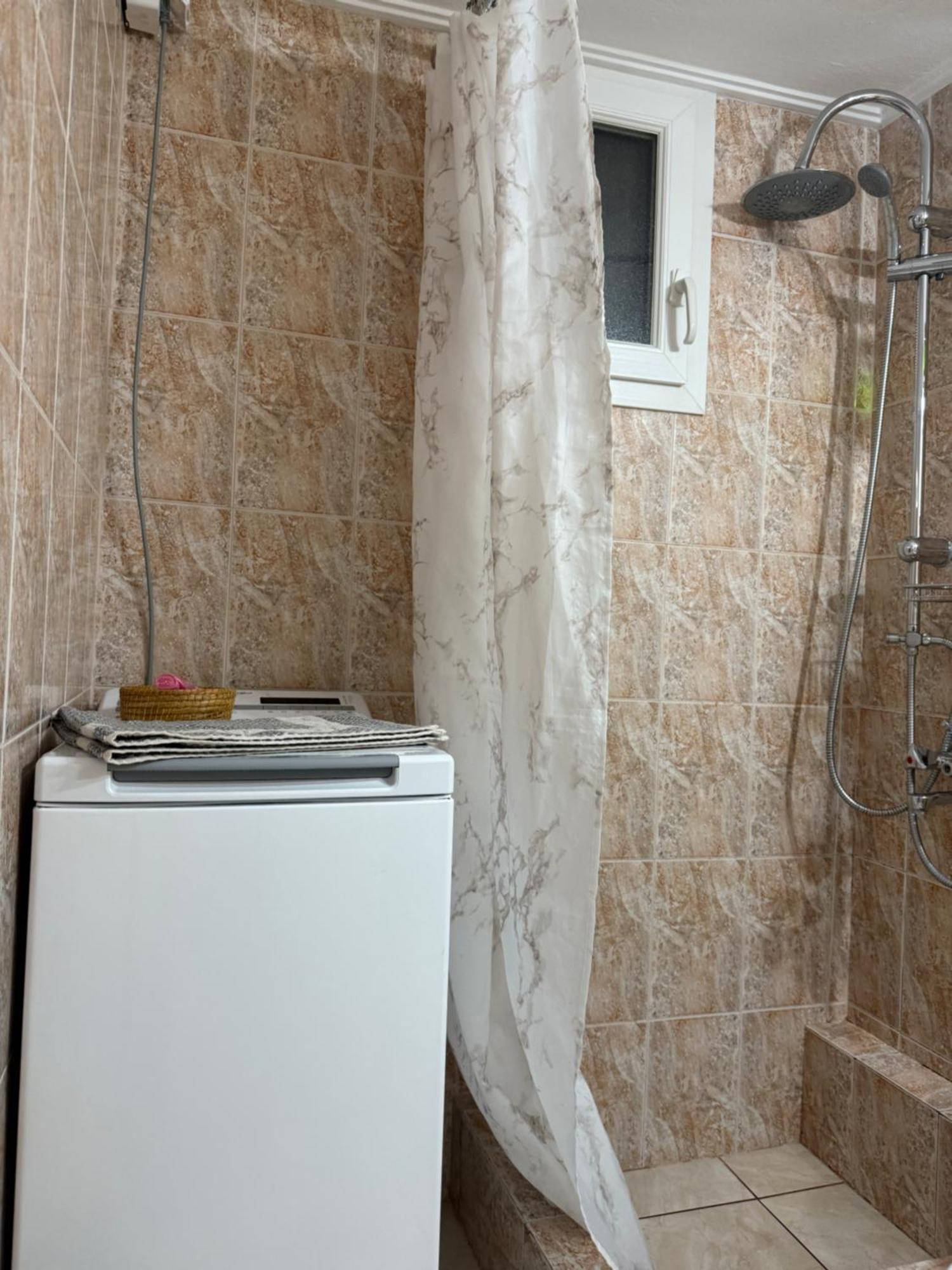 Pagrati Apartment Διαμέρισμα Παγκράτι Athena Bagian luar foto